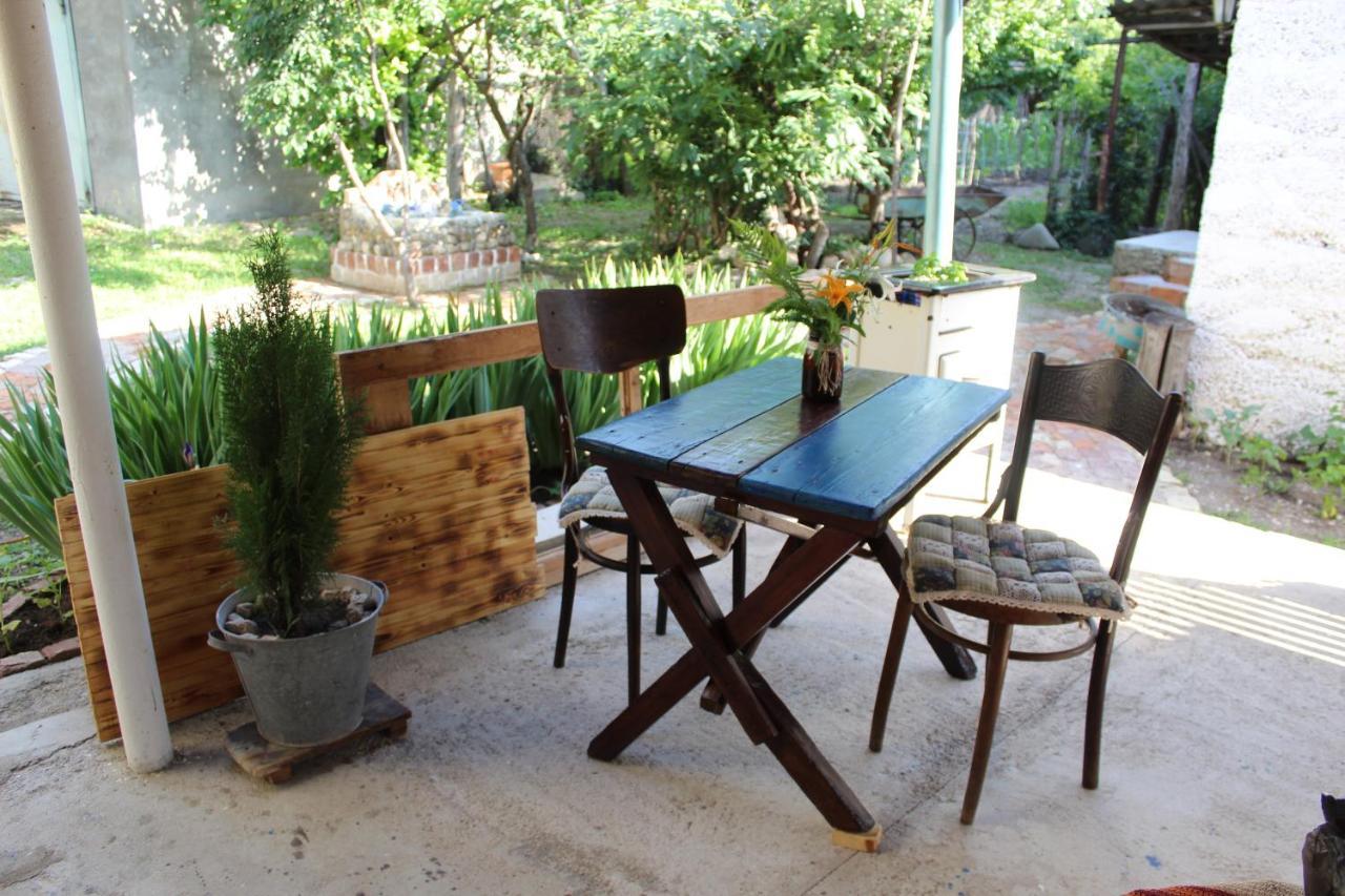 Guest House Meri Poppins Dedoplis Tskaro Exterior foto