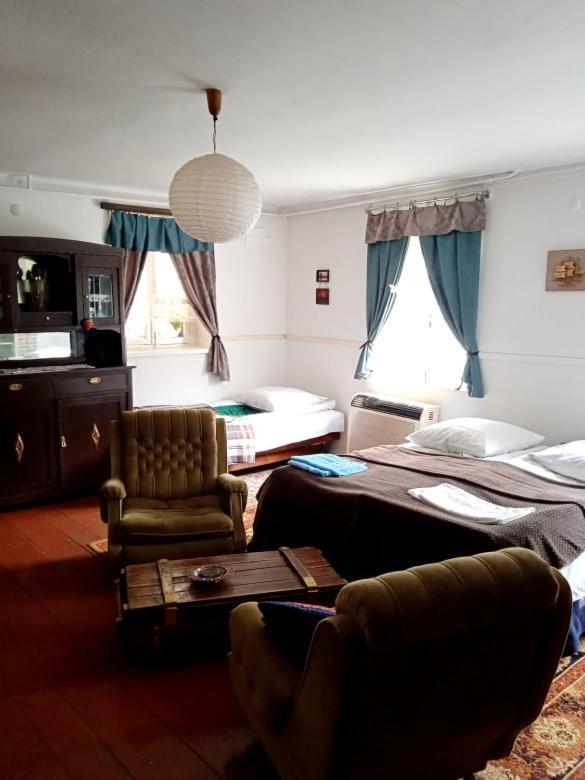 Guest House Meri Poppins Dedoplis Tskaro Exterior foto